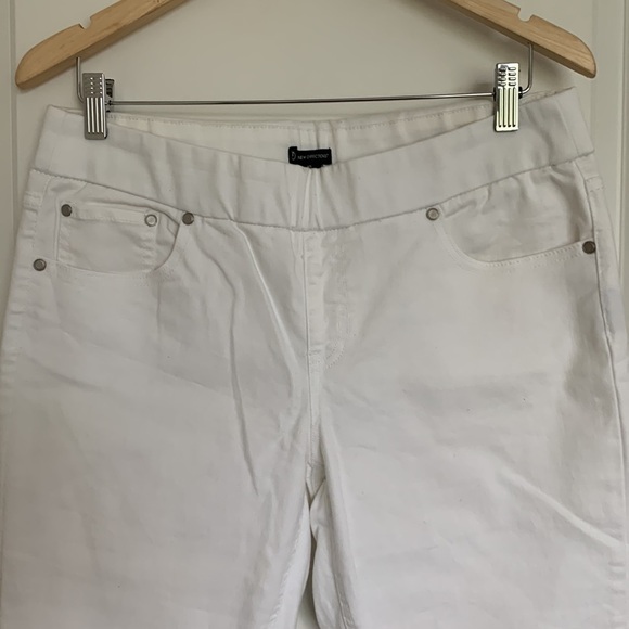 New Directions Women’s Pull-on Cropped Pants White 10 - Picture 2 of 7
